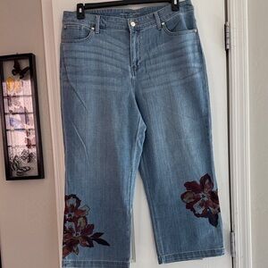 NEW Chico’s Floral Print Cropped Denim Jeans Size 2.5